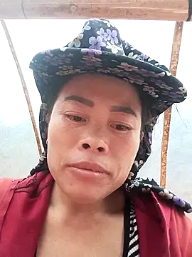 CoMay003 online show from 09/25/25, 01:53