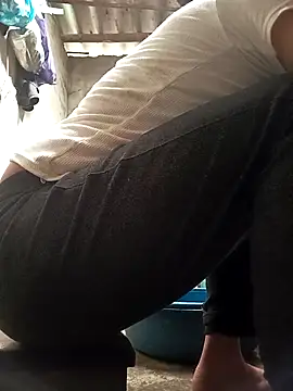 CoMay003 online show from 10/16/25, 05:41