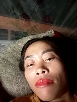 CoMay003 online show from 10/22/25, 01:22