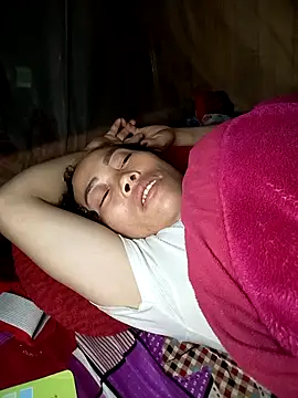 CoMay003 online show from 10/26/25, 05:52