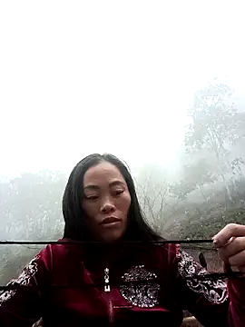 CoMay003 online show from 12/05/25, 09:29