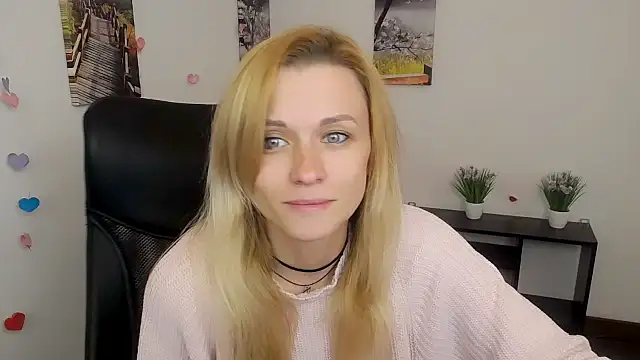 PeppyMia online show from 10/12/25, 07:07