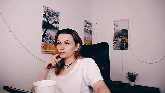 PeppyMia online show from 05/19/26, 06:42