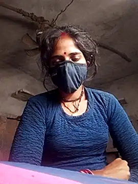 MISS-KAYA online show from 11/17/25, 06:24