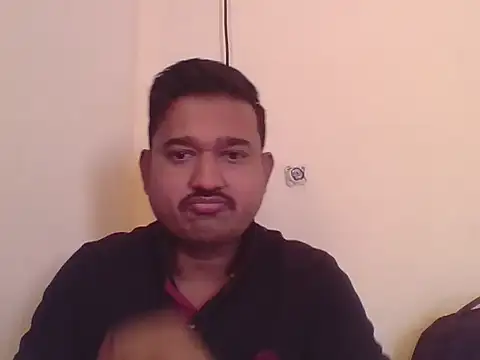 Snapshot of VadodaraBBC chatting on 11/29/25, 09:12 VadodaraBBC online show from 11/29/25, 09:12