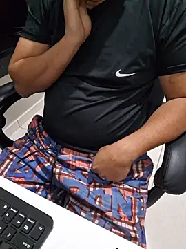 Carloskasado online show from 10/30/25, 11:05