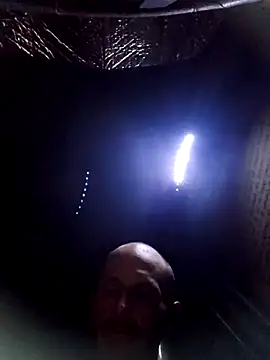 Romance32 online show from 10/24/25, 07:38