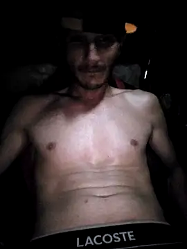 Romance32 online show from 10/31/25, 04:02