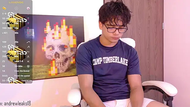 an drew18 online show from 11/22/25, 07:57