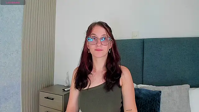 Laura Ivy online show from 05/14/26, 01:07