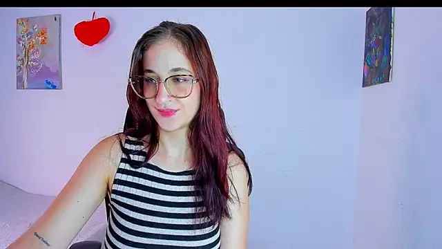 Laura Ivy online show from 06/25/26, 02:10