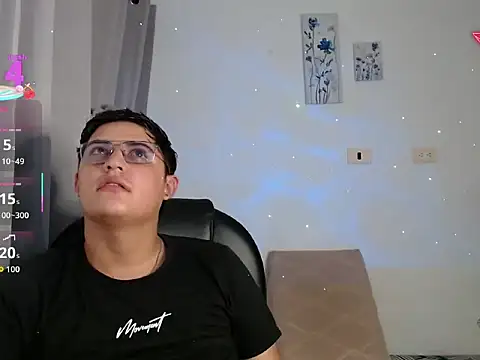 yesitwink  online show from 03/11/26, 02:39