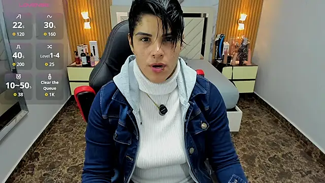 KAROLLJONES1 online show from 12/16/25, 07:30