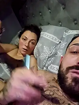 Snapshot of passioneeterna chatting on 12/14/25, 11:20 passioneeterna online show from 12/14/25, 11:20