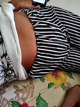 Snapshot of Lusty_sensual_Jodi chatting on 01/19/25, 08:29 Lusty sensual Jodi online show from 01/19/25, 08:29