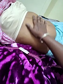 Snapshot of Lusty_sensual_Jodi chatting on 02/10/25, 05:30 Lusty sensual Jodi online show from 02/10/25, 05:30