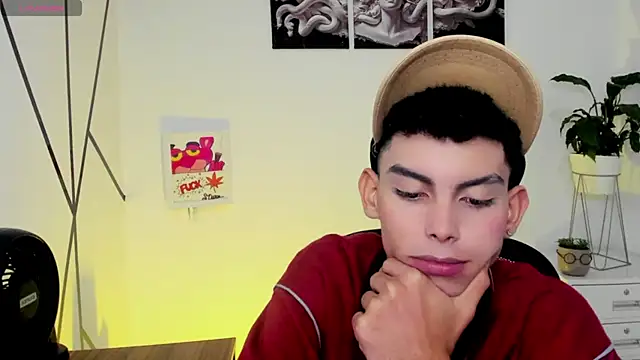 Snapshot of Room_69x chatting on 10/12/25, 04:11 Room 69x online show from 10/12/25, 04:11