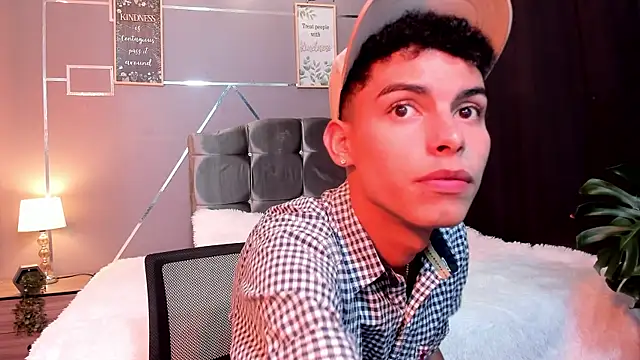 Room 69x online show from 11/17/25, 02:50