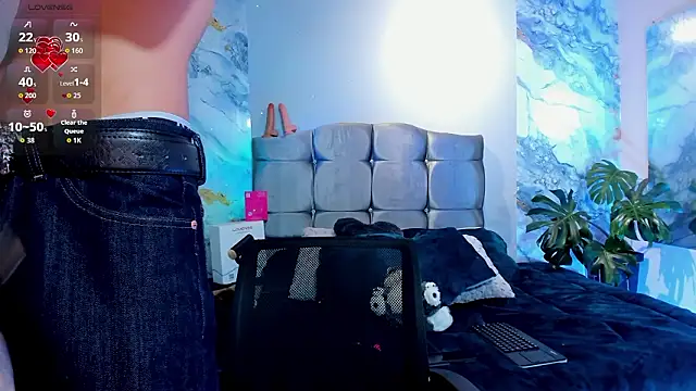 Room 69x online show from 02/17/26, 03:29