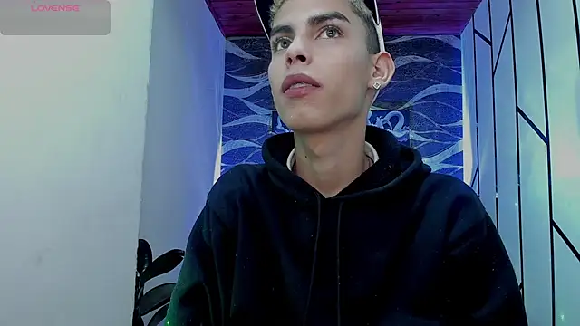 Room 69x online show from 02/26/26, 03:05