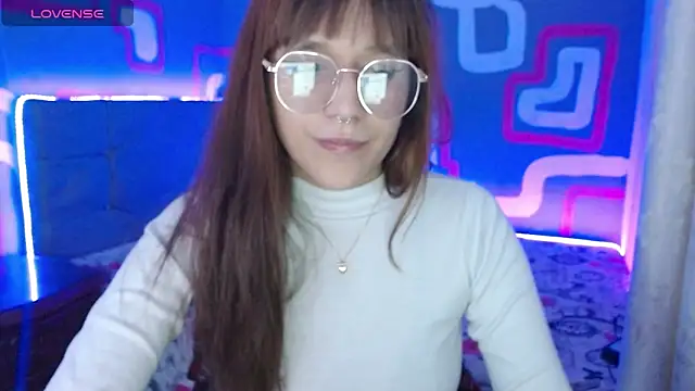Snapshot of zara_erotik chatting on 09/30/25, 03:33 zara erotik online show from 09/30/25, 03:33