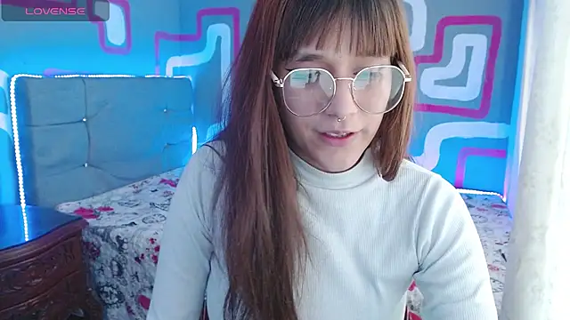 Snapshot of zara_erotik chatting on 09/30/25, 03:39 zara erotik online show from 09/30/25, 03:39