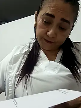 linda luna29 online show from 11/13/25, 11:25