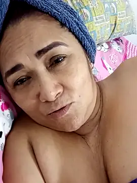 linda luna29 online show from 12/04/25, 05:17