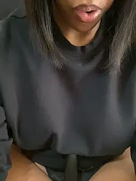 Sipsdoll online show from 11/18/25, 11:14