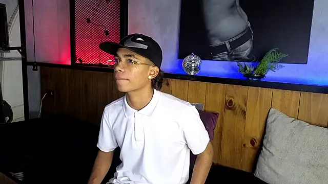 AlanCutee online show from 03/15/26, 01:39