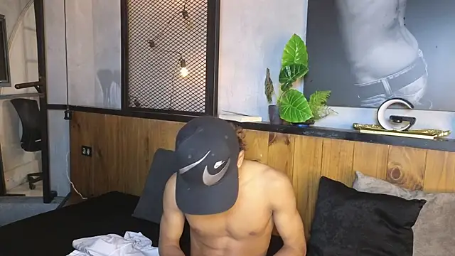 AlanCutee online show from 04/18/26, 11:47