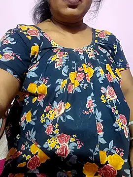 Cute-Swewty online show from 11/17/25, 01:50