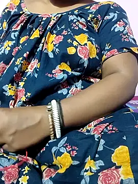 Cute-Swewty online show from 11/22/25, 01:10