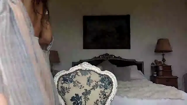 venuslibre online show from 11/30/25, 12:42