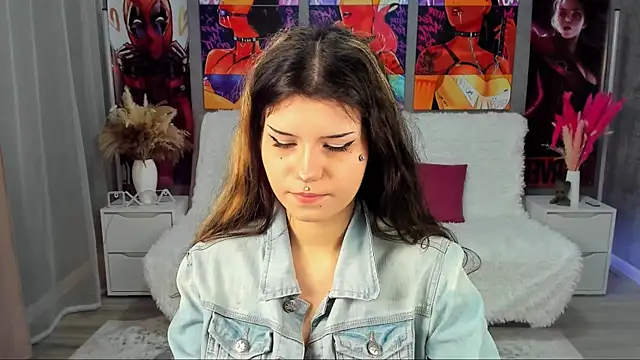 AnoraDark online show from 11/21/25, 06:17