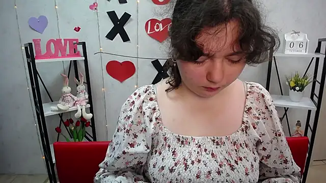 NeonilaLisova online show from 10/06/25, 09:07