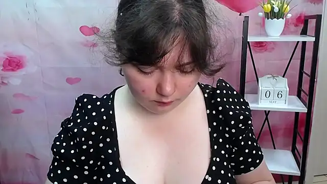 NeonilaLisova online show from 05/07/26, 05:13