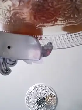 18cmyilmazta20 online show from 11/28/25, 08:39