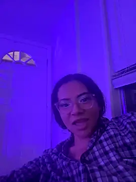 Snapshot of vixxnovalee chatting on 09/27/25, 11:04 vixxnovalee online show from 09/27/25, 11:04