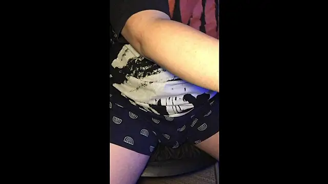 MinhTuan2002 online show from 12/15/25, 02:54