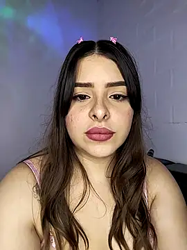 Snapshot of Nahomy_cm chatting on 12/05/25, 08:38 Nahomy cm online show from 12/05/25, 08:38