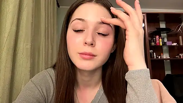 Adel strongwoman online show from 03/25/26, 06:14