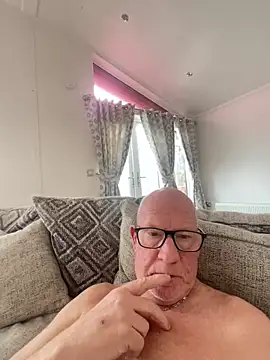 philefc online show from 02/11/26, 03:17