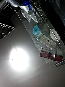 Snapshot of Anayssa_ chatting on 11/16/25, 09:04 Anayssa online show from 11/16/25, 09:04