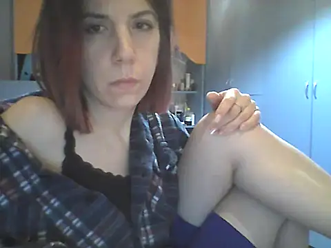 Snapshot of Anayssa_ chatting on 11/27/25, 05:26 Anayssa online show from 11/27/25, 05:26