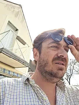 3615-ULLA online show from 04/19/26, 01:10