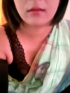 Snapshot of Queen_Kushi4 chatting on 07/15/26, 09:58 Queen Kushi4 online show from 07/15/26, 09:58
