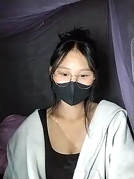 Snapshot of saronla_03 chatting on 11/03/25, 06:25 saronla 03 online show from 11/03/25, 06:25