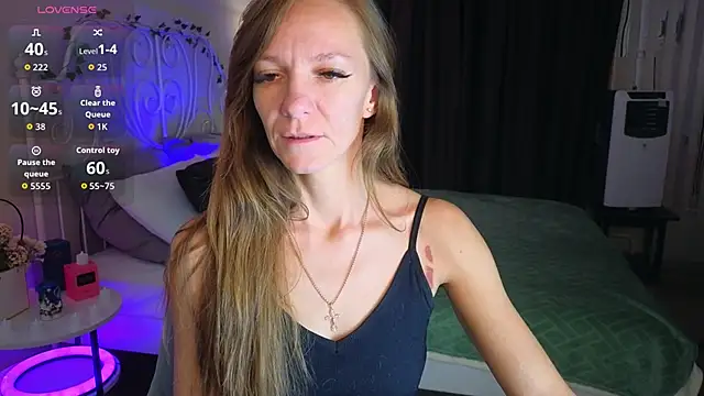 Jesica mooon online show from 11/15/25, 01:25