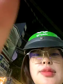   BabyShowPublic   online show from 11/09/25, 03:32